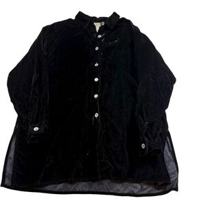 G.H. Bass Co‎ Women's Black Velvet Button Down Tunic Shirt Size M